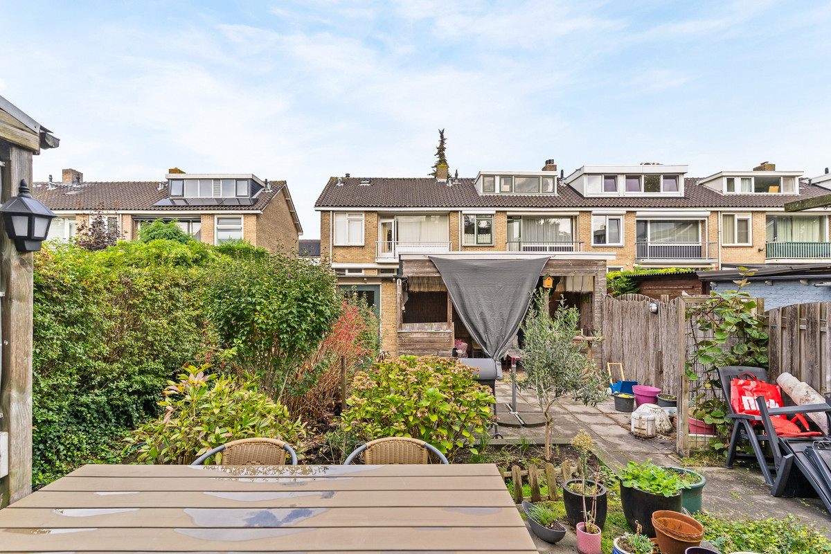 Hoekwoning te koop: Narcisstraat 23, Zwijndrecht