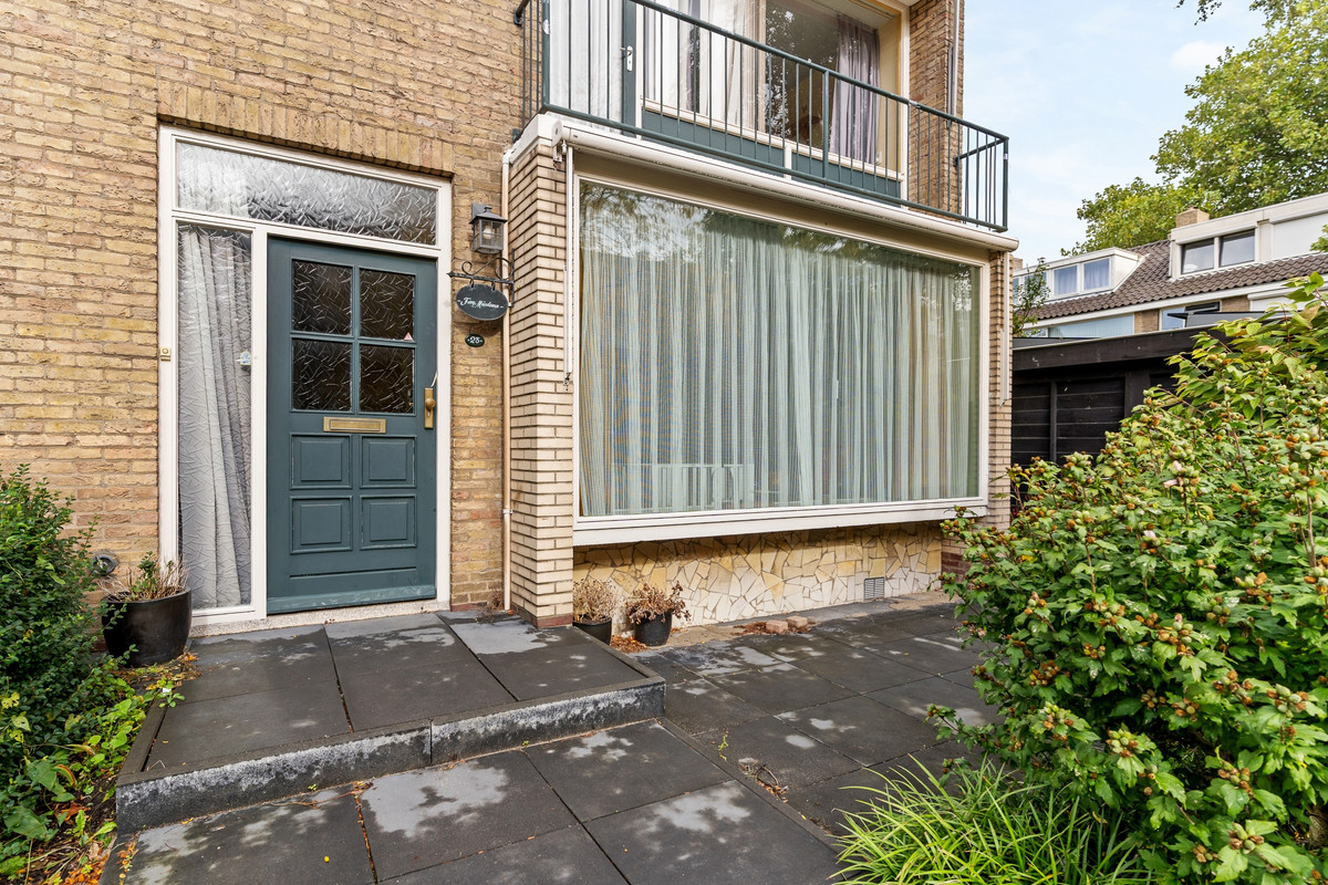 Hoekwoning te koop: Narcisstraat 23, Zwijndrecht