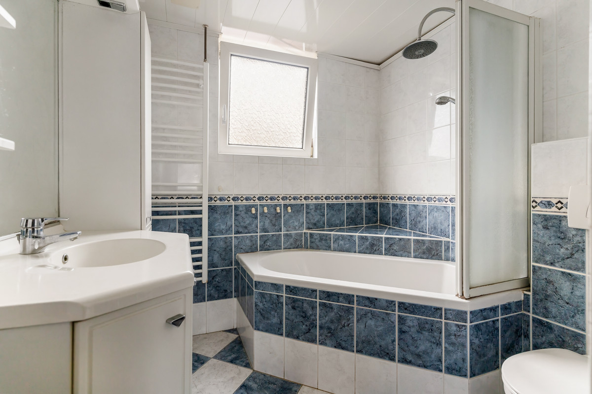 Hoekwoning te koop: Narcisstraat 23, Zwijndrecht
