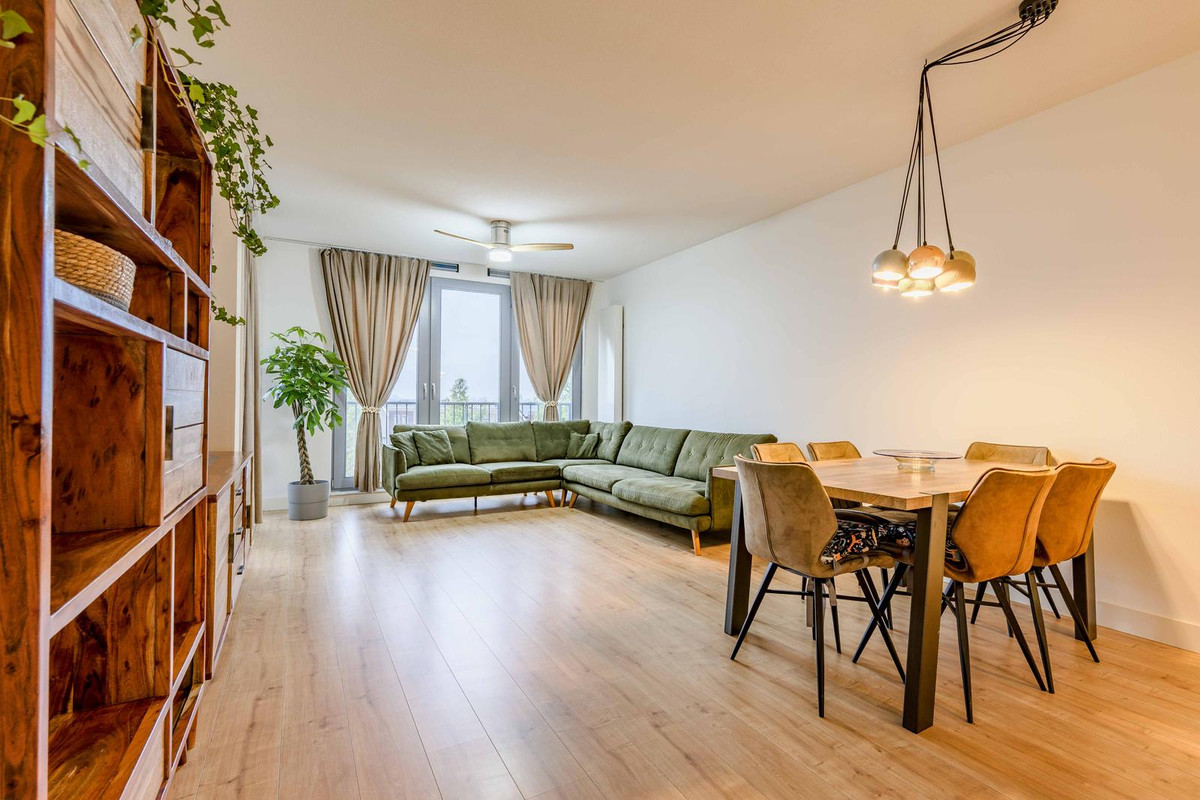 Appartement te koop: Sterreschans 155, Oegstgeest