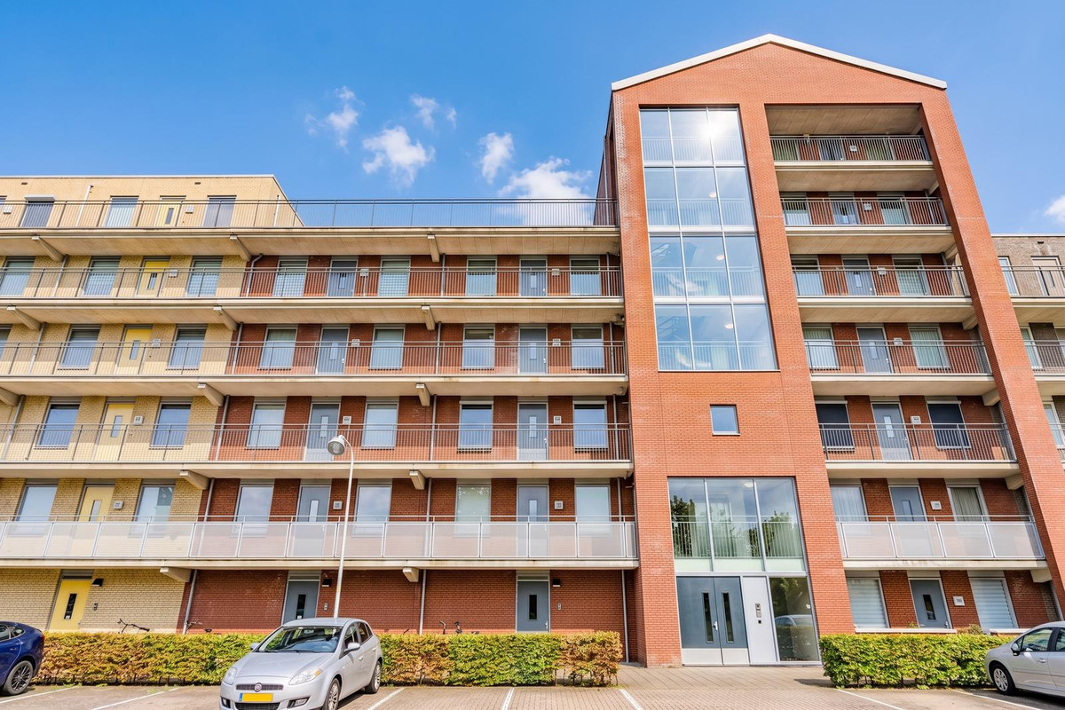 Appartement te koop: Sterreschans 155, Oegstgeest