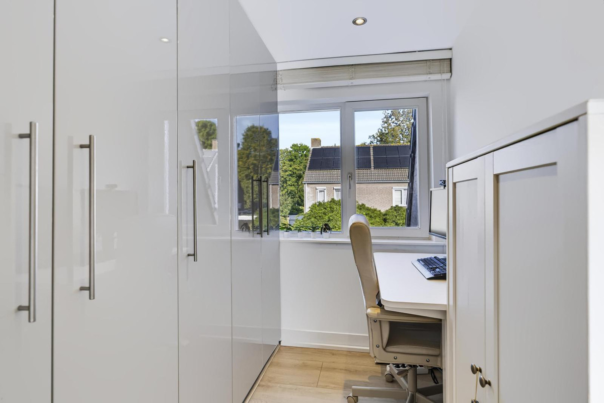 Tussenwoning te koop: Koekelberg 12, Veldhoven