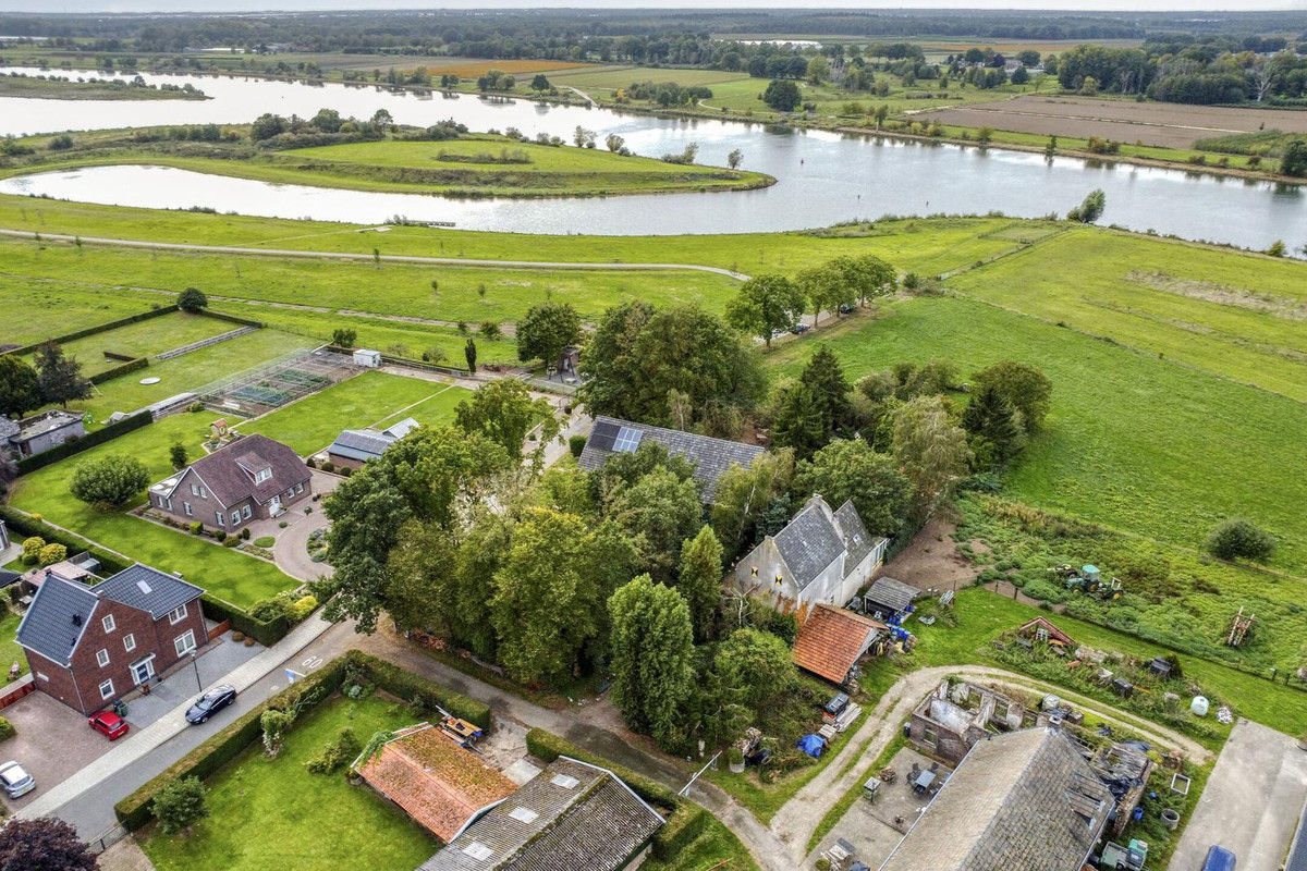 Vrijstaande woning te koop: Kapelstraat 34, Lomm