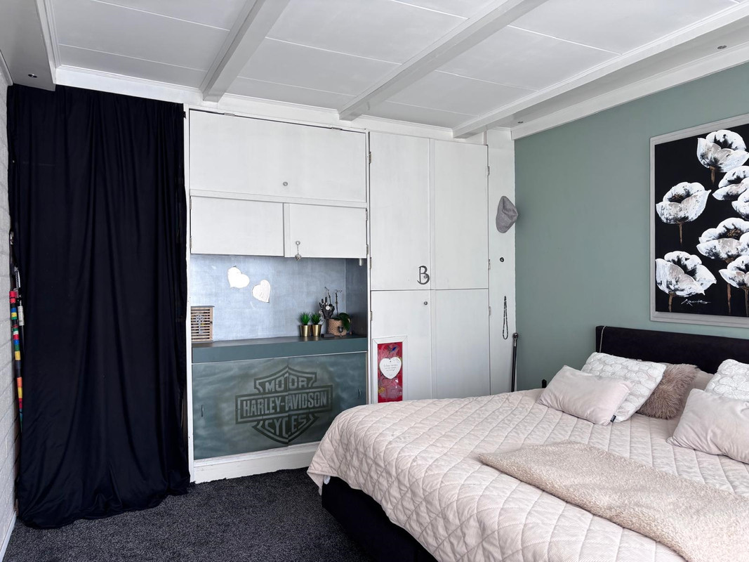 Hoekwoning te koop: Oudestad 10, Oostburg