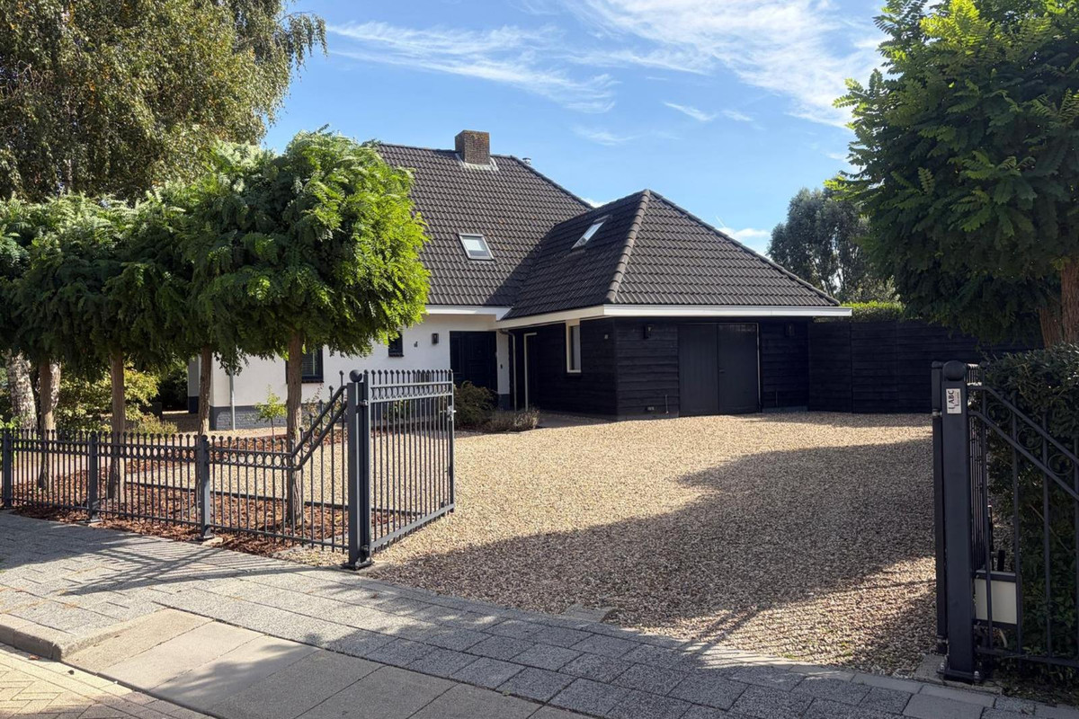 Vrijstaande woning te koop: Kwint 46, Kampen