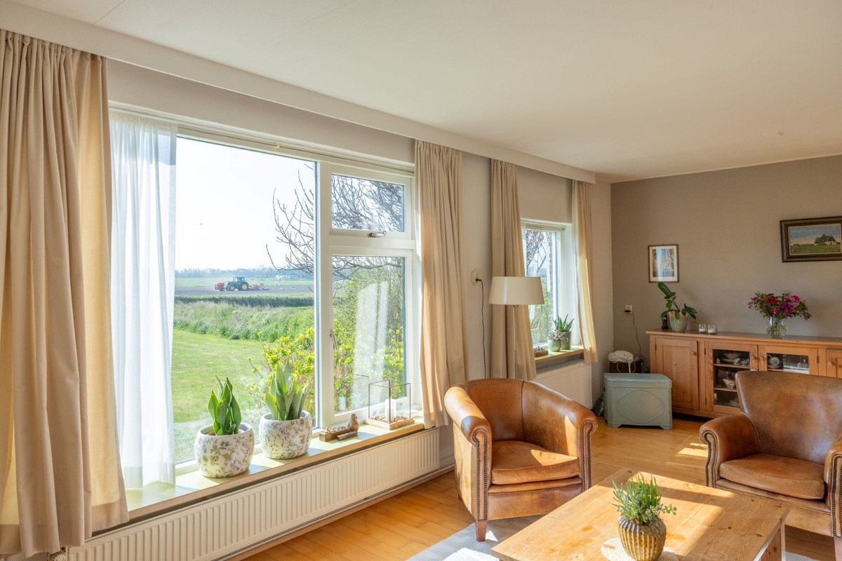 Twee-onder-één-kap te koop: Ongeren 15, Den Burg