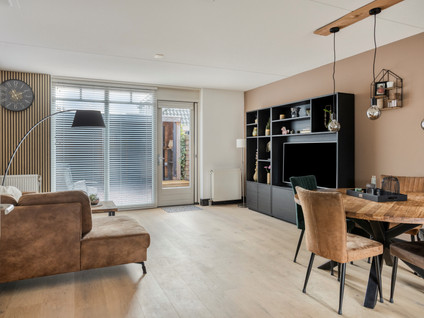 Meester K M Van Dijkstraat 20