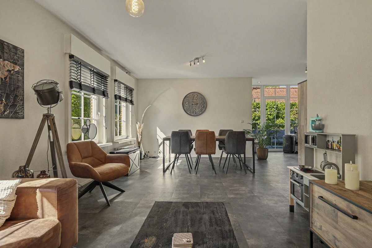 Vrijstaande woning te koop: Blauwhoefseweg 8, Kruiningen