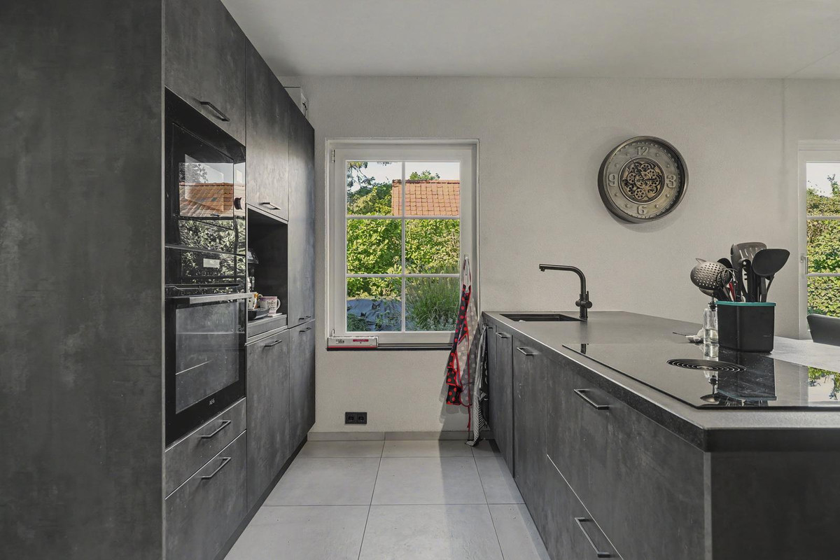 Vrijstaande woning te koop: Blauwhoefseweg 8, Kruiningen