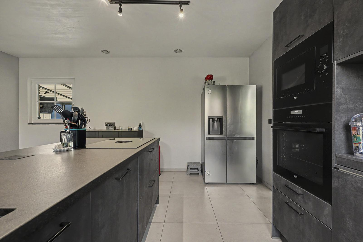 Vrijstaande woning te koop: Blauwhoefseweg 8, Kruiningen