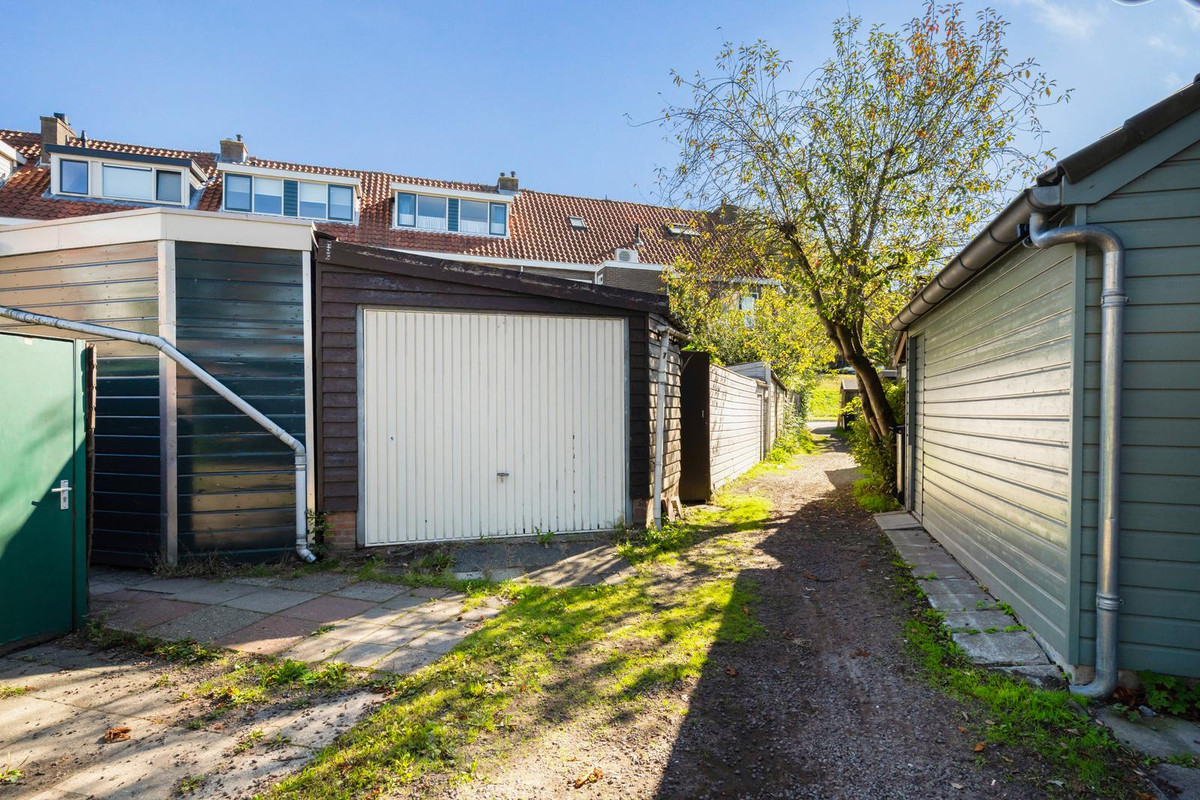 Tussenwoning te koop: Sportlaan 5, Gouda