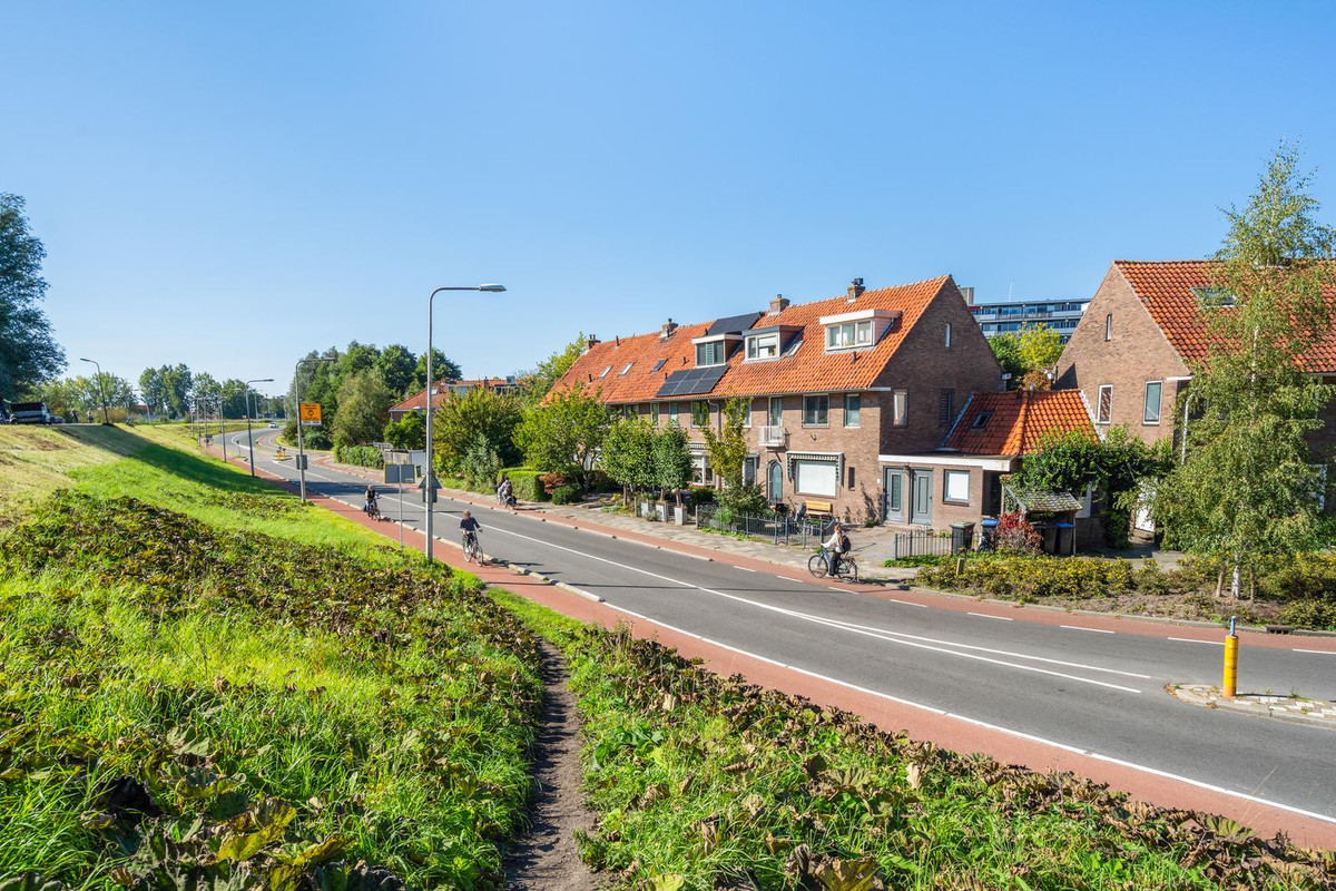 Tussenwoning te koop: Sportlaan 5, Gouda
