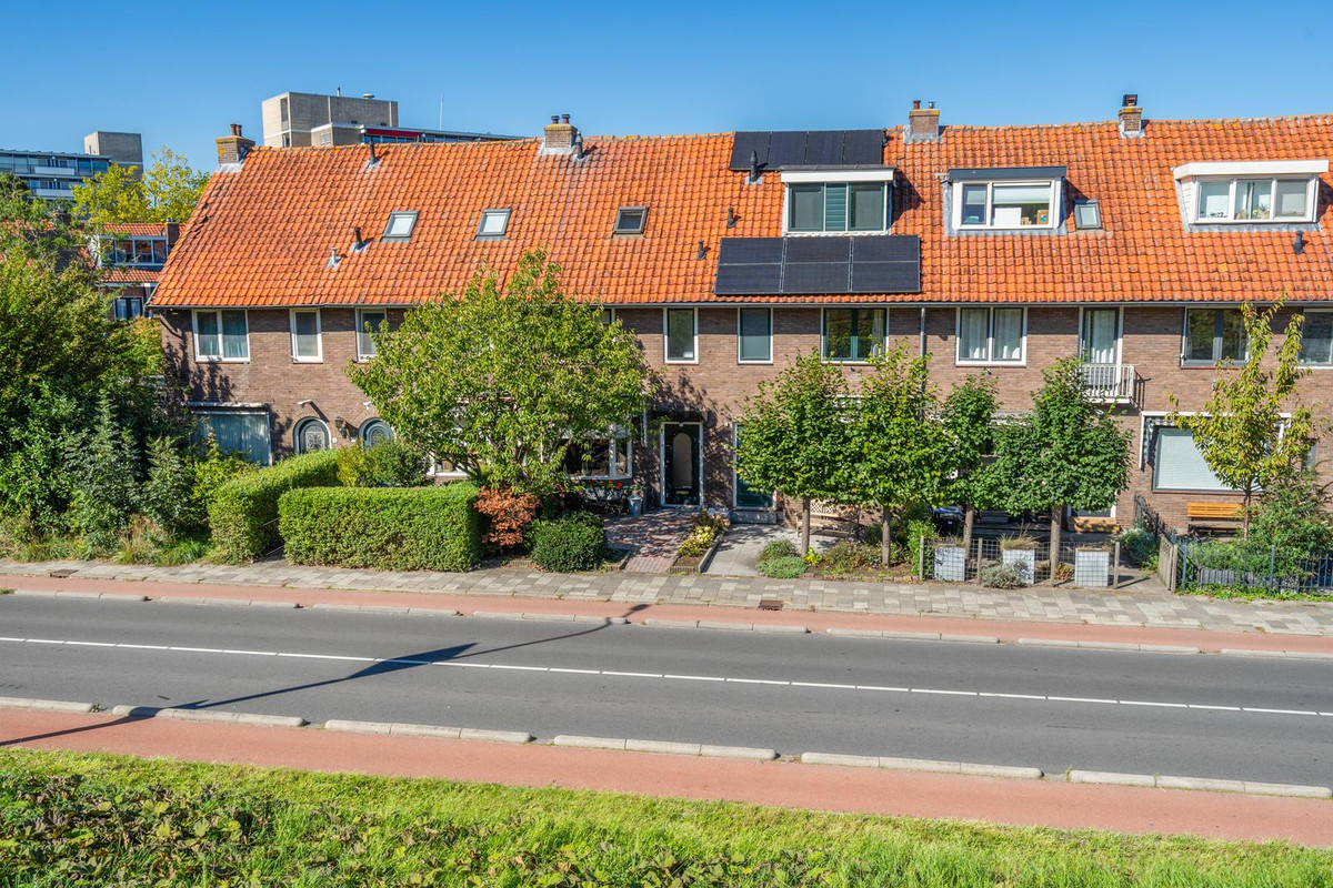 Tussenwoning te koop: Sportlaan 5, Gouda