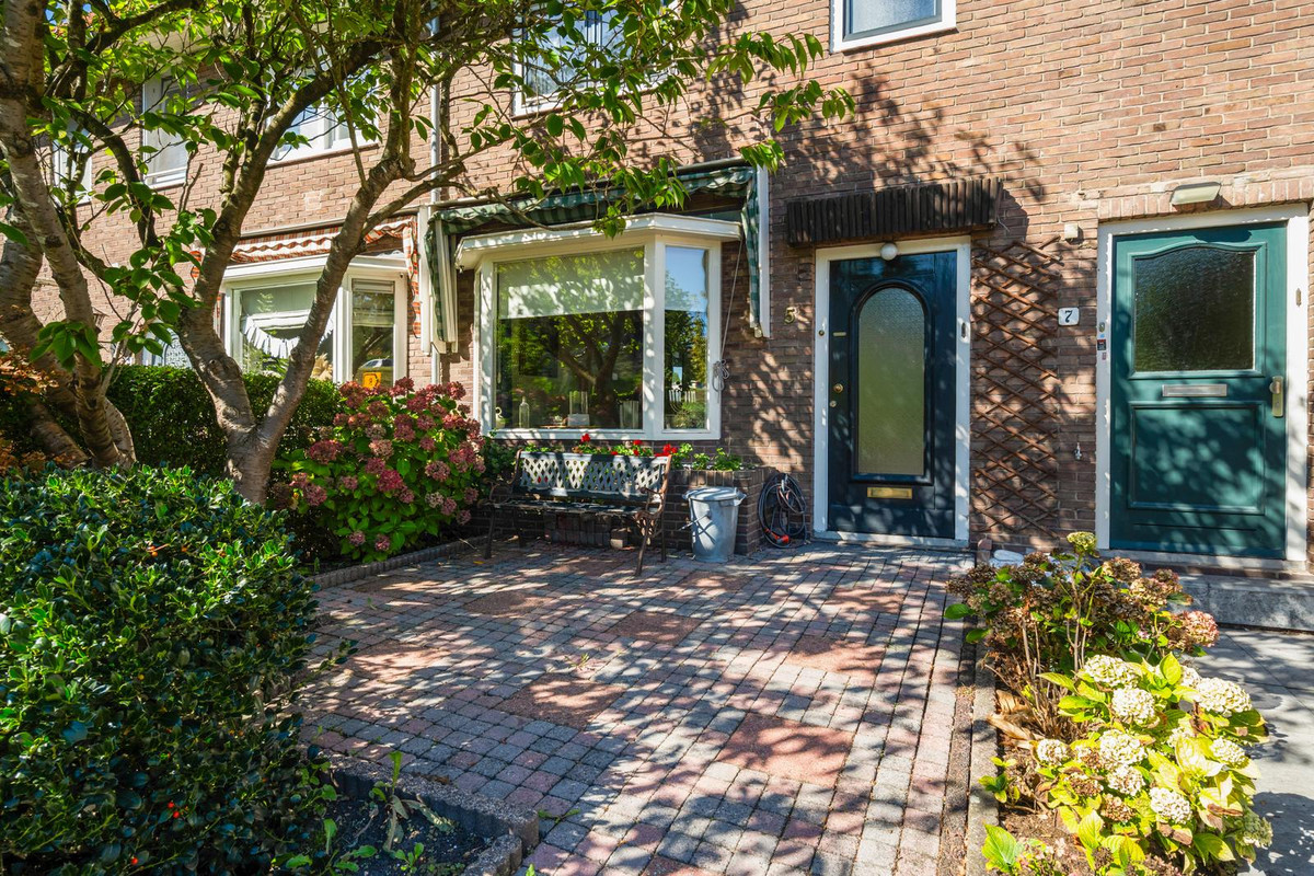 Tussenwoning te koop: Sportlaan 5, Gouda