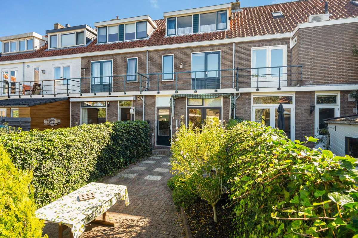 Tussenwoning te koop: Sportlaan 5, Gouda