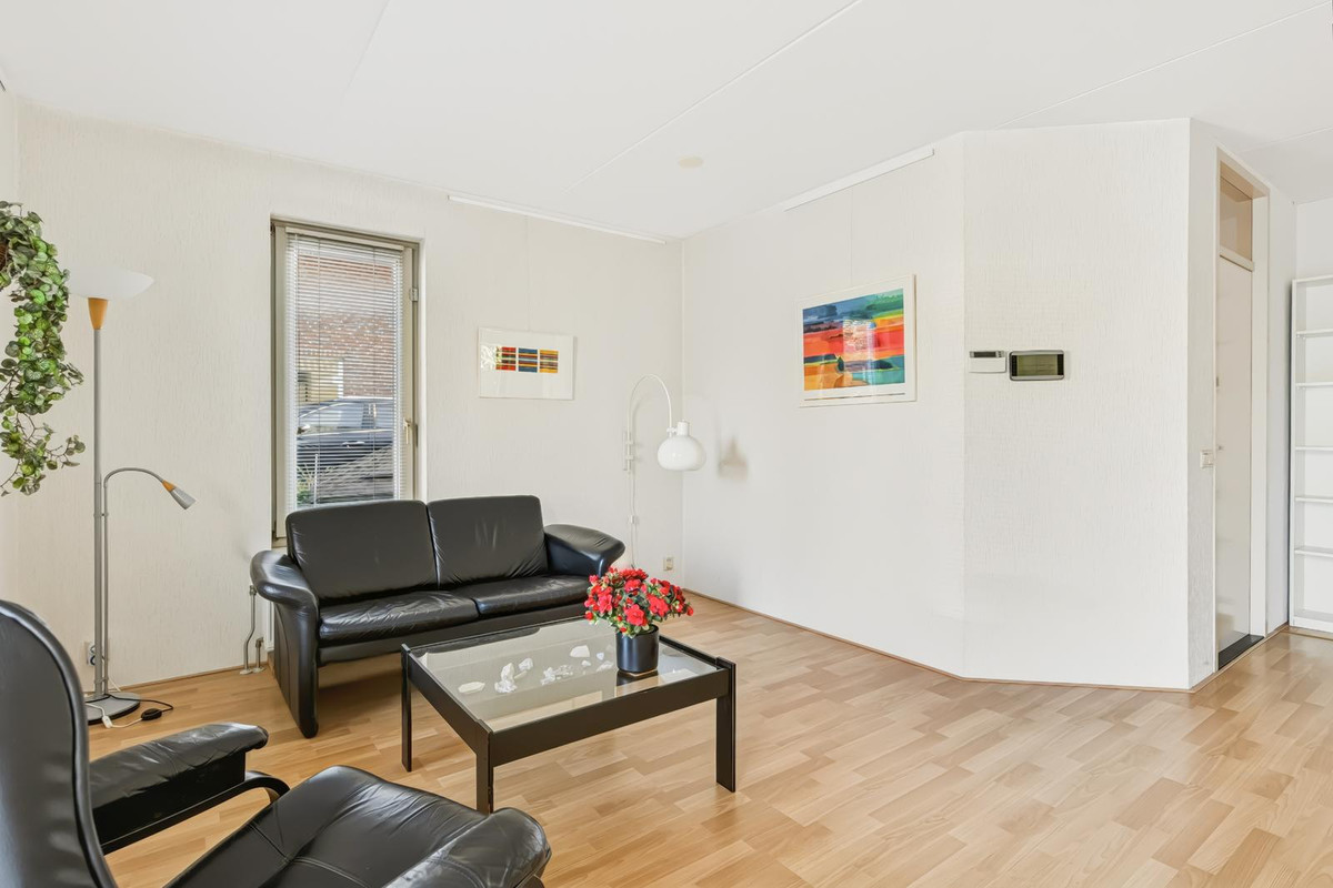 Vrijstaande woning te koop: Leeuwerikstraat 1, Lichtenvoorde