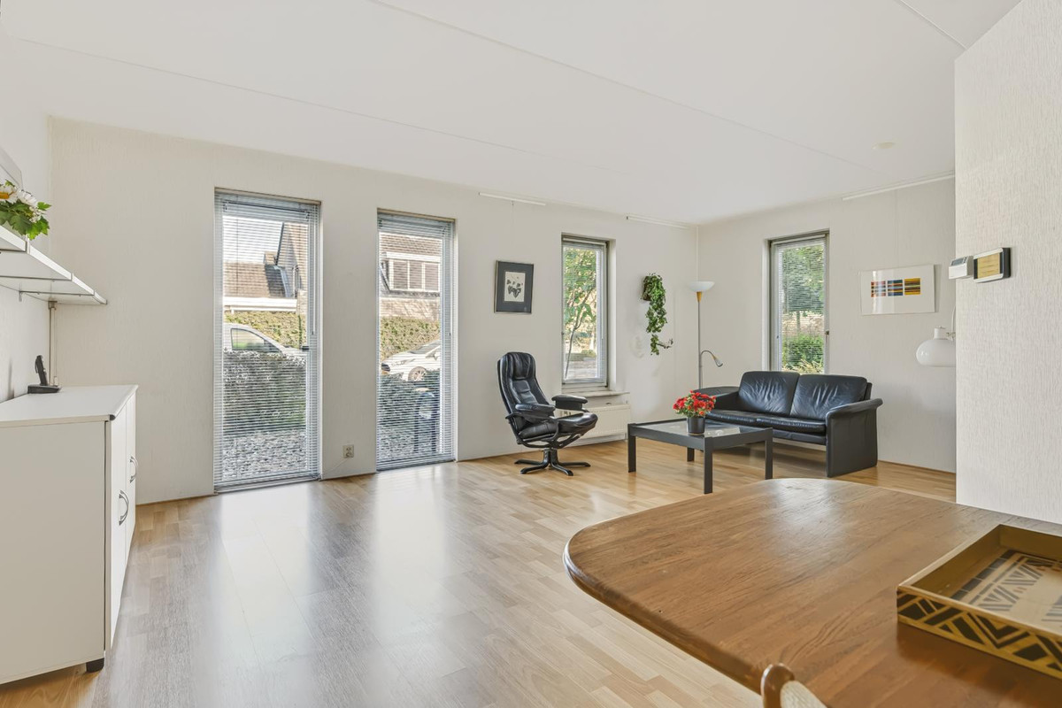 Vrijstaande woning te koop: Leeuwerikstraat 1, Lichtenvoorde