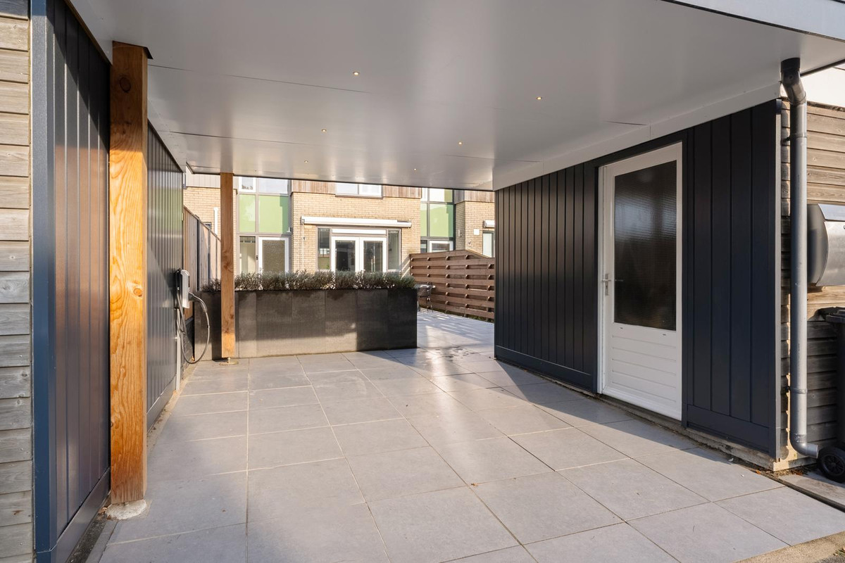 Tussenwoning te koop: van Swietenstraat 3, Kudelstaart