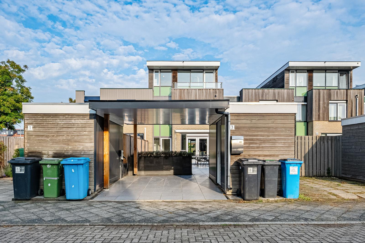 Tussenwoning te koop: van Swietenstraat 3, Kudelstaart