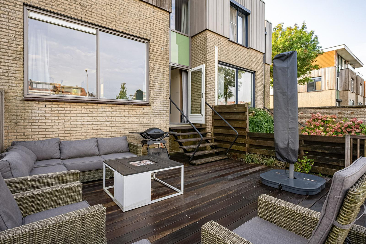 Tussenwoning te koop: van Swietenstraat 3, Kudelstaart