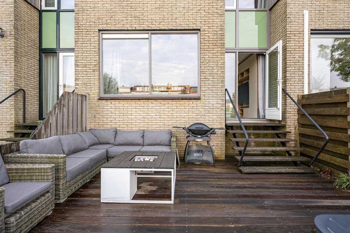Tussenwoning te koop: van Swietenstraat 3, Kudelstaart