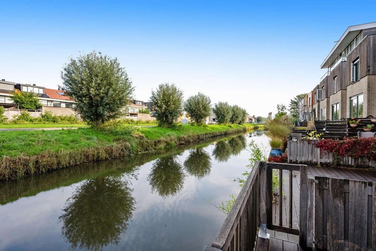 Tussenwoning te koop: van Swietenstraat 3, Kudelstaart