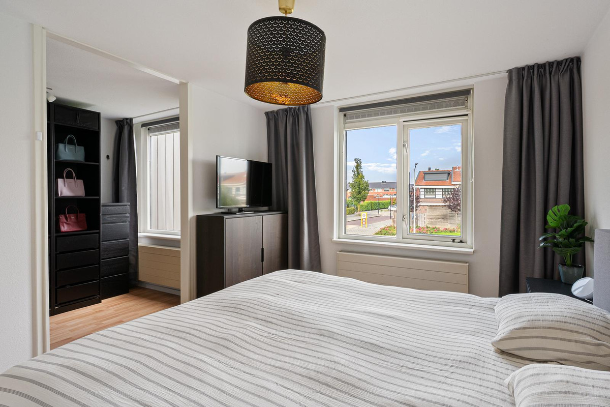 Tussenwoning te koop: van Swietenstraat 3, Kudelstaart