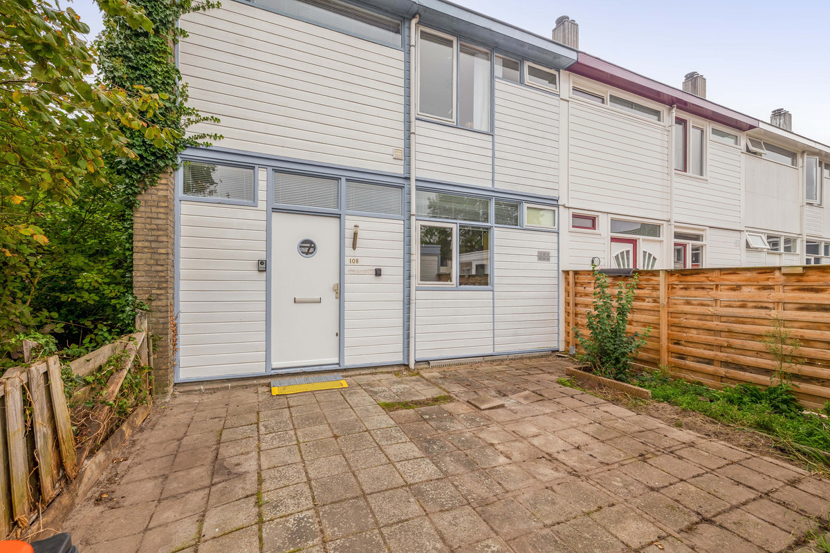 Hoekwoning te koop: Kreek 108, Lelystad