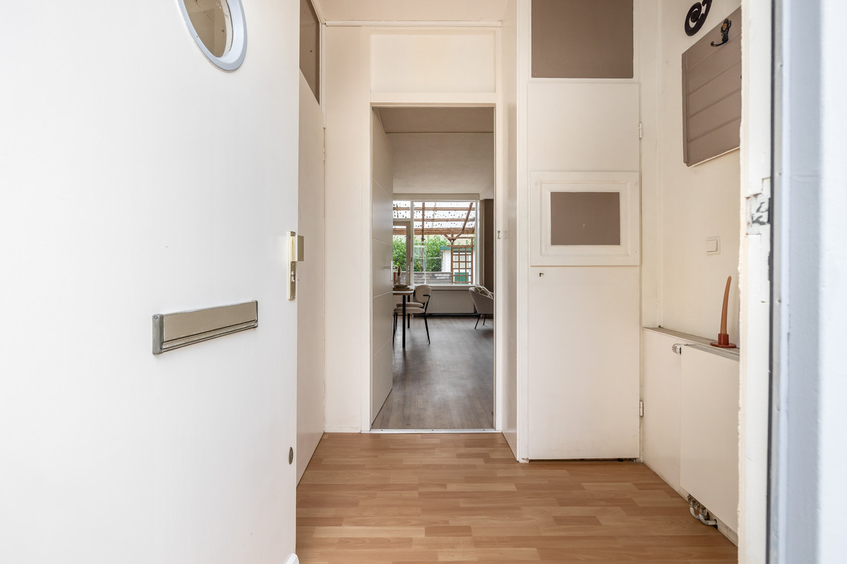 Hoekwoning te koop: Kreek 108, Lelystad