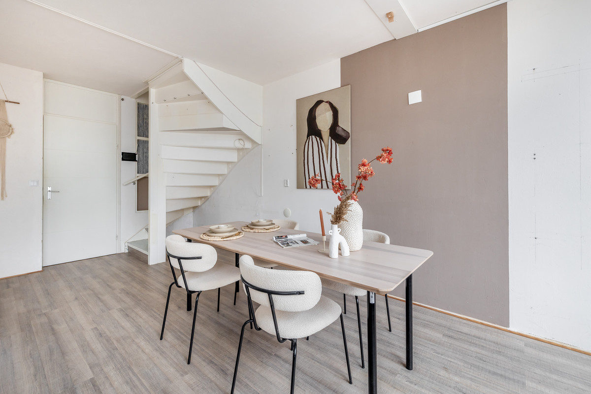 Hoekwoning te koop: Kreek 108, Lelystad