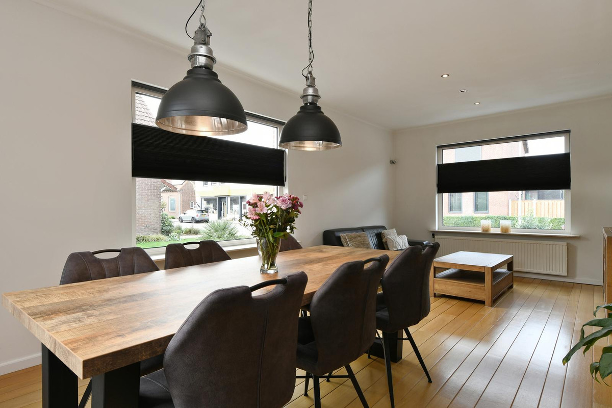 Twee-onder-één-kap te koop: Schoolstraat 38, Herten
