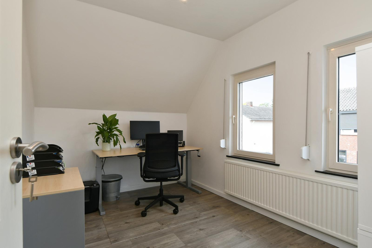 Twee-onder-één-kap te koop: Schoolstraat 38, Herten