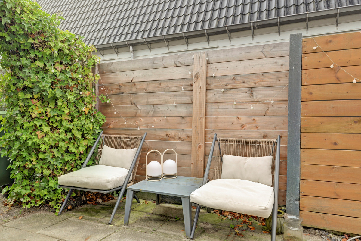 Tussenwoning te koop: Stationsweg 83, Sliedrecht