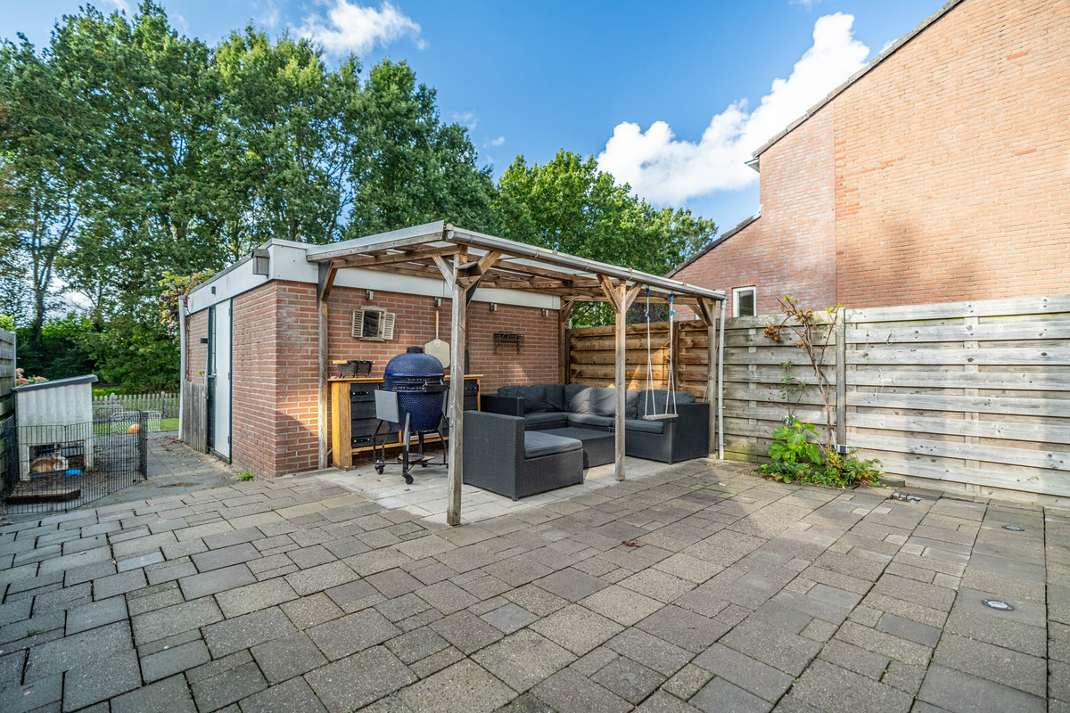 Hoekwoning te koop: Zwaan 44, Zoeterwoude