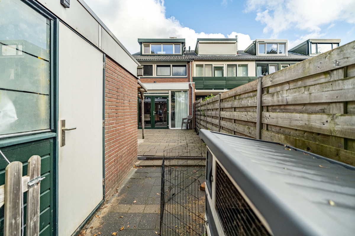Hoekwoning te koop: Zwaan 44, Zoeterwoude