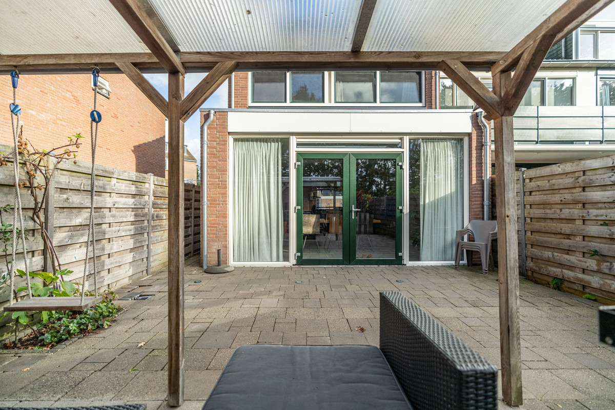 Hoekwoning te koop: Zwaan 44, Zoeterwoude
