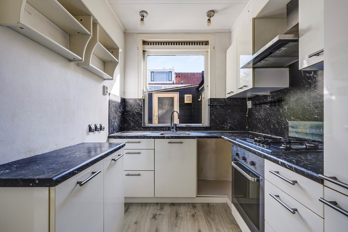 Appartement te koop: Kloosterkade 240, Delft