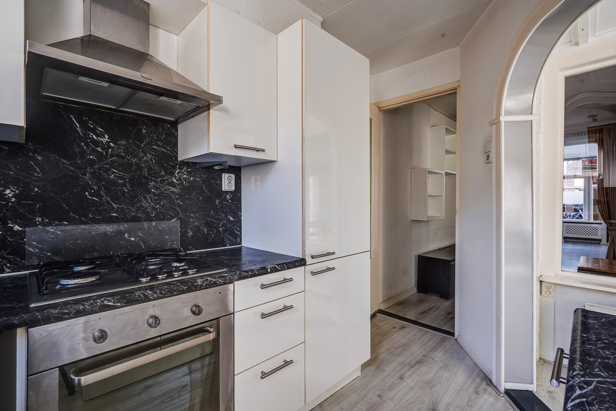 Appartement te koop: Kloosterkade 240, Delft