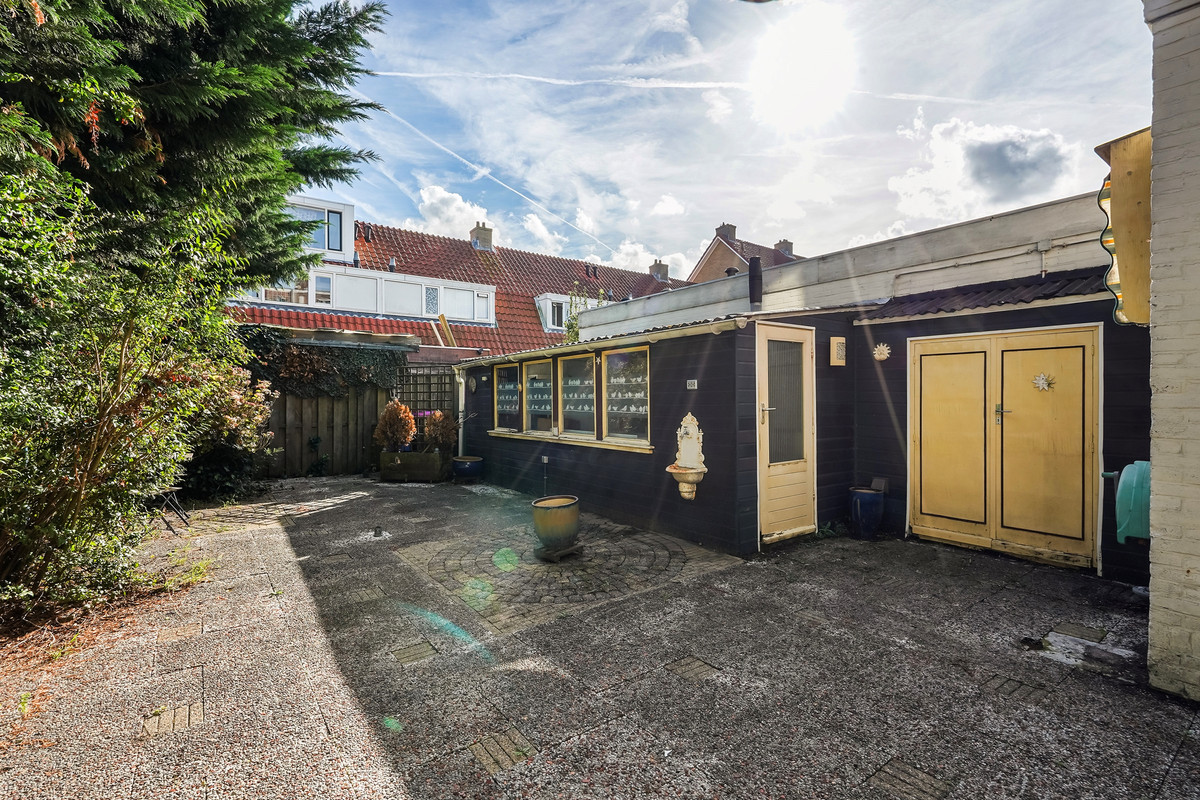 Appartement te koop: Kloosterkade 240, Delft