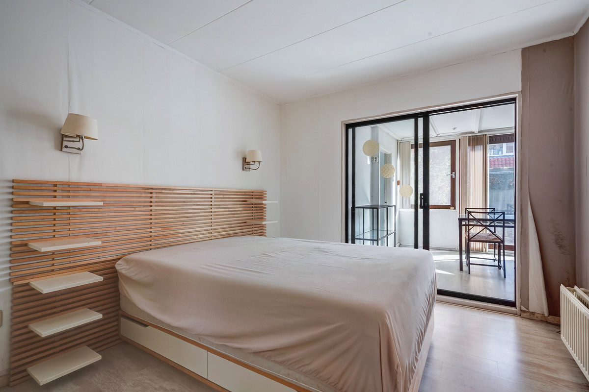 Appartement te koop: Kloosterkade 240, Delft