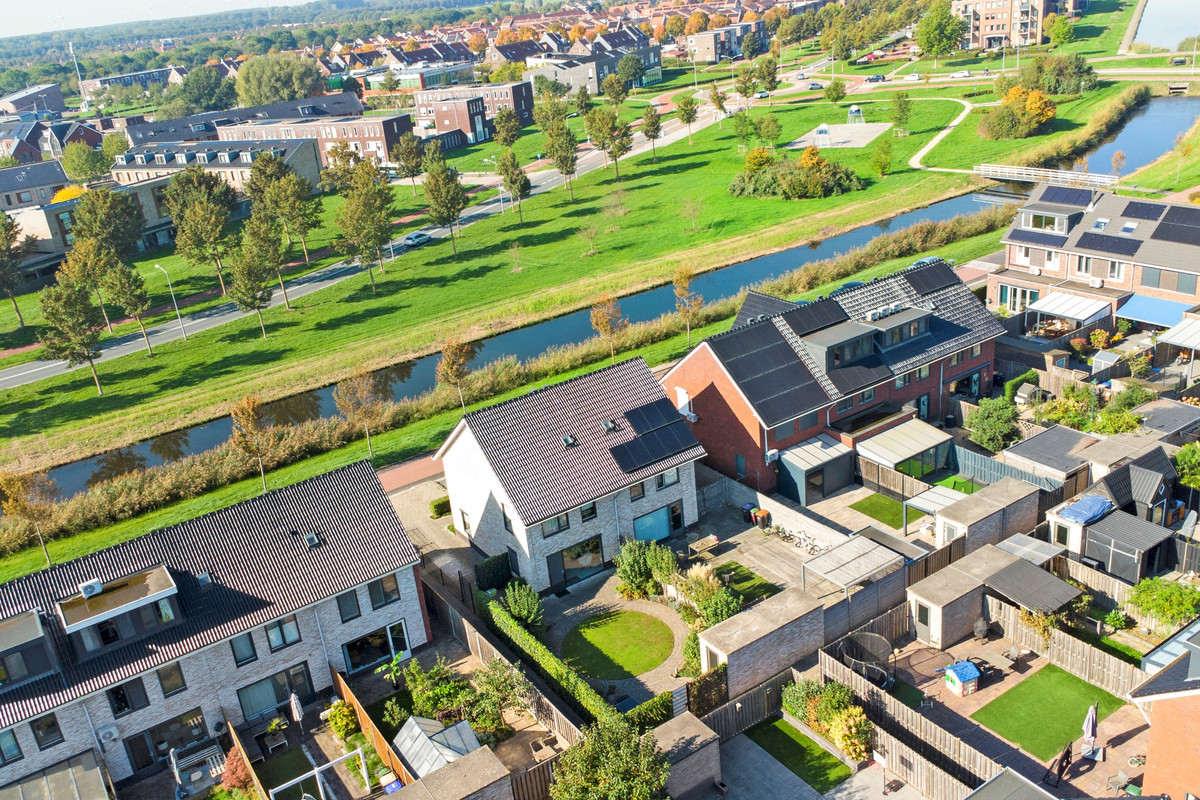 Twee-onder-één-kap te koop: Uraan 48, Zeewolde
