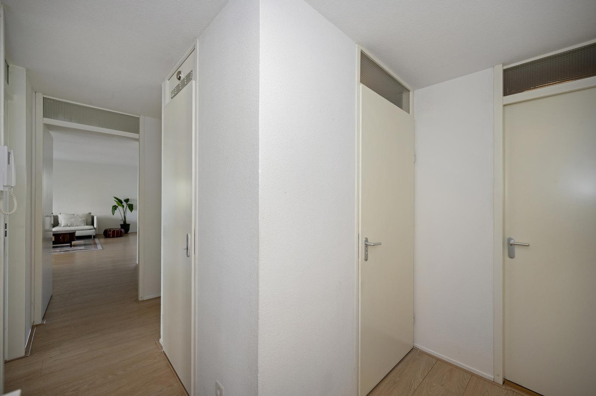 Appartement te koop: Marga Klompéhof 71, Almere