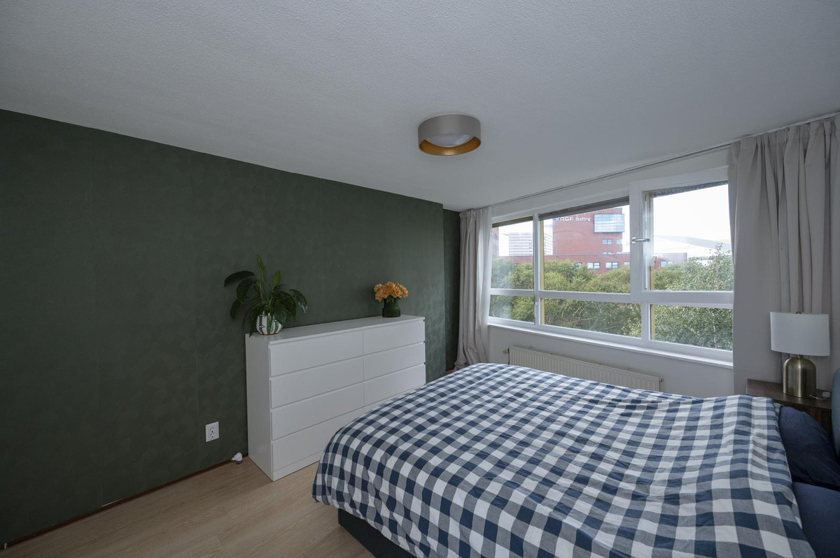Appartement te koop: Marga Klompéhof 71, Almere