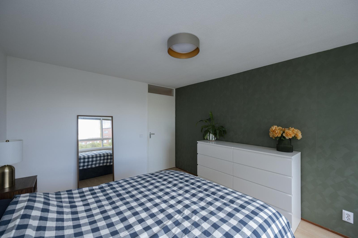 Appartement te koop: Marga Klompéhof 71, Almere