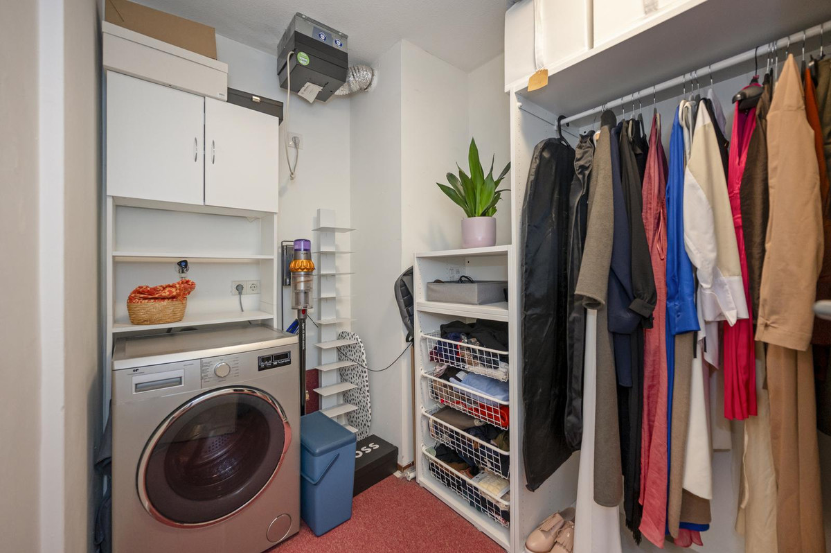 Appartement te koop: Marga Klompéhof 71, Almere