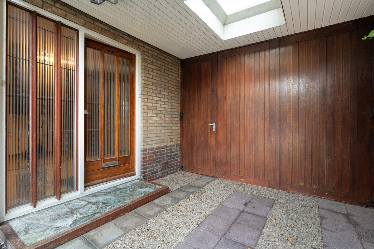 Tussenwoning te koop: Voltastraat 11, Hoogeveen