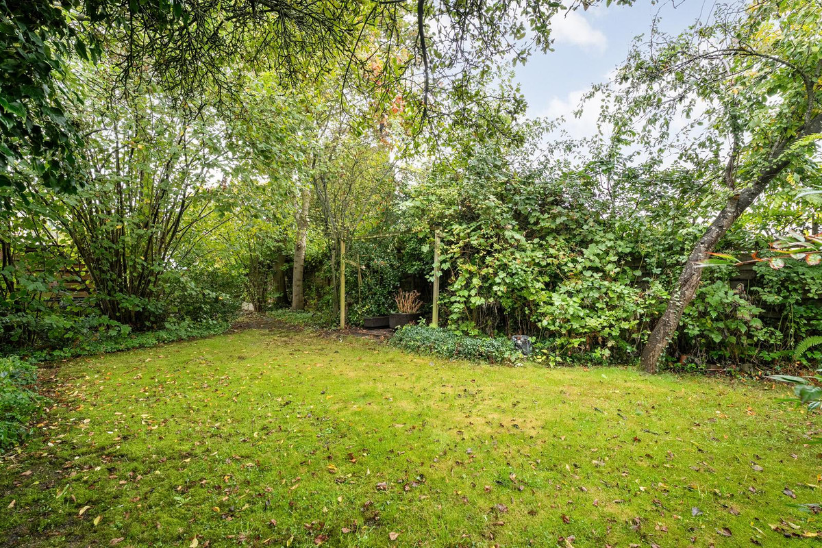 Tussenwoning te koop: Voltastraat 11, Hoogeveen