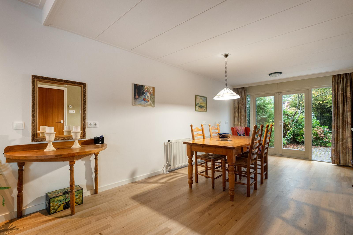 Tussenwoning te koop: Voltastraat 11, Hoogeveen