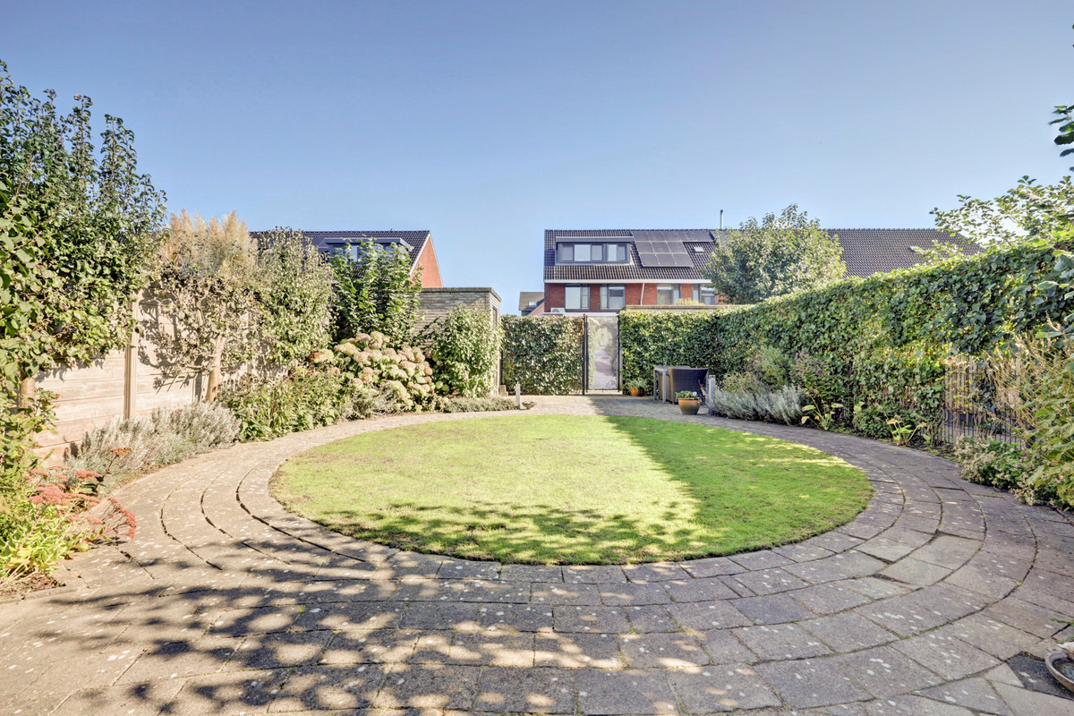 Twee-onder-één-kap te koop: Uraan 48, Zeewolde