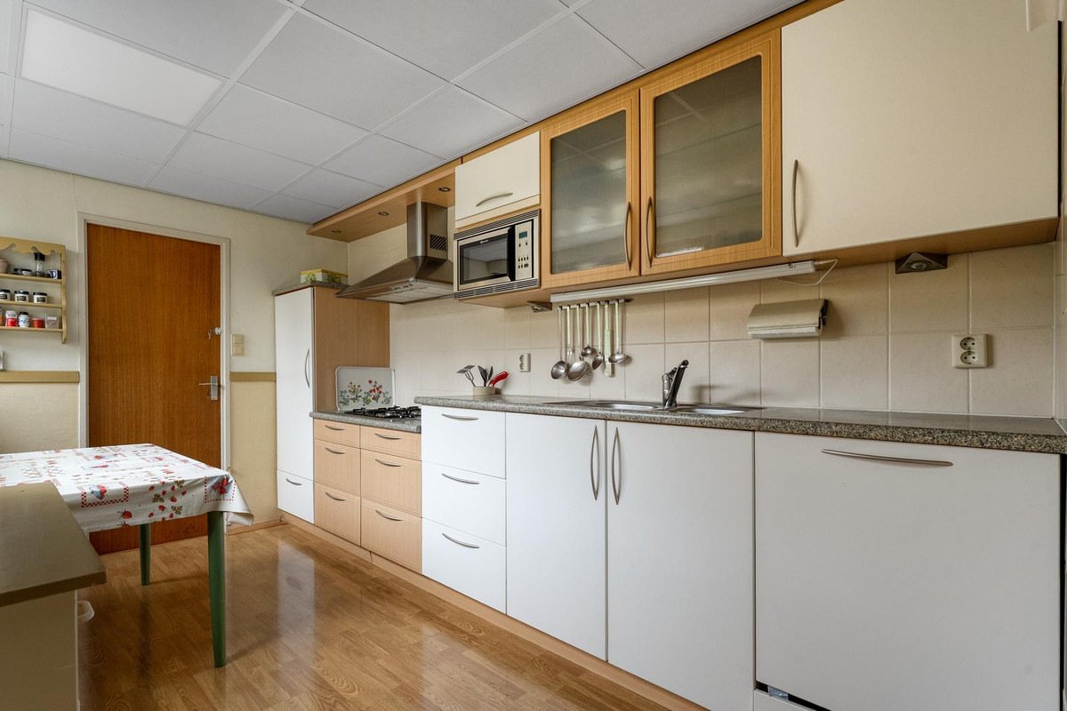 Tussenwoning te koop: Voltastraat 11, Hoogeveen